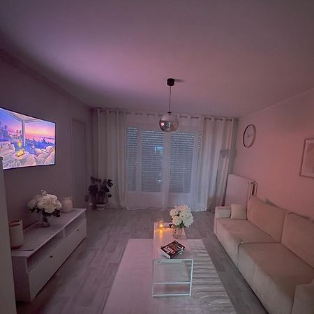 Апартаменти Le 6Eme Ciel Арас Екстер'єр фото